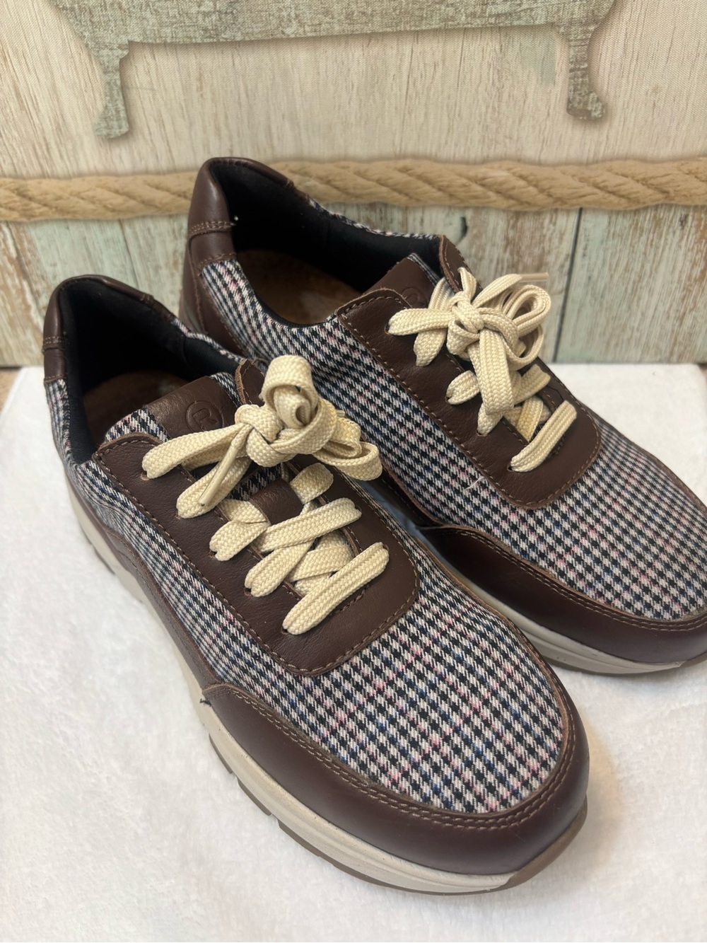 Rockport Women's  6W Houndstooth Genuine Leather Sneakers Steel Toe